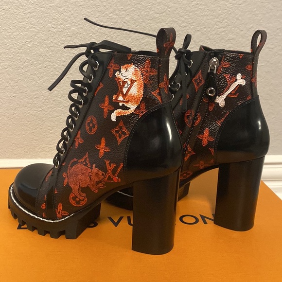 Louis Vuitton Catogram Star Trail Ankle Boots - 38.5 - Picture 11 of 11